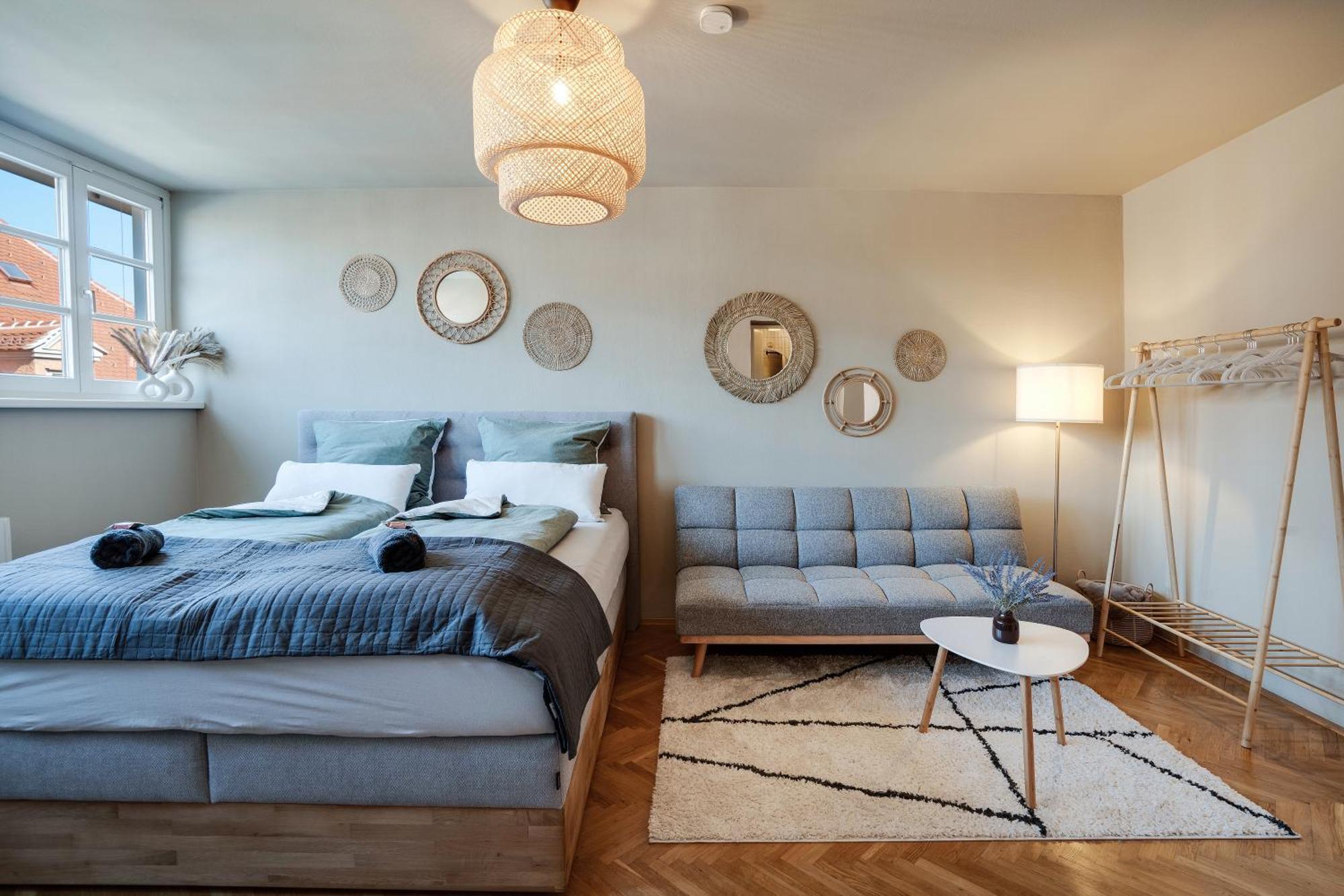 Boho Design Studio - Historic City Center With Free Parking & Aircon By Hero Homes 그라츠 외부 사진